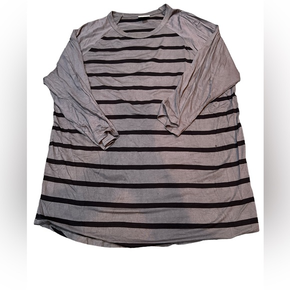 Lularoe Randy Baseball Style Top 2XL - Picture 1 of 5